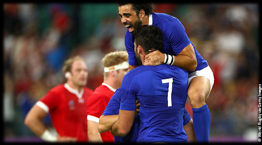 Wales v France Charles Ollivon try with Yoann Huget QF3 RWC2019